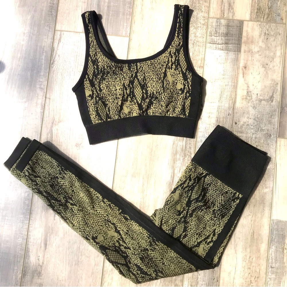Fabletics Set